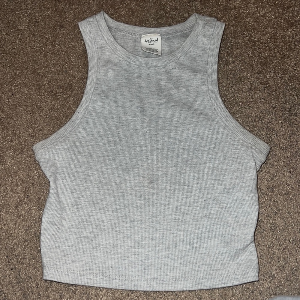 Tillys grey tank